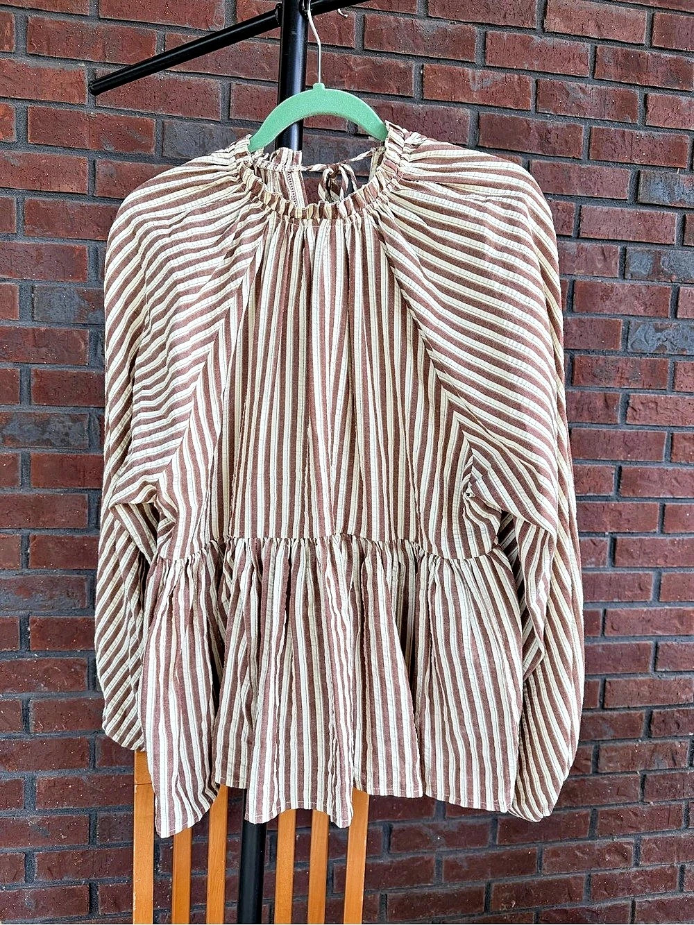 Missguided Striped Blouse in Brown & Cream Size Small Like New